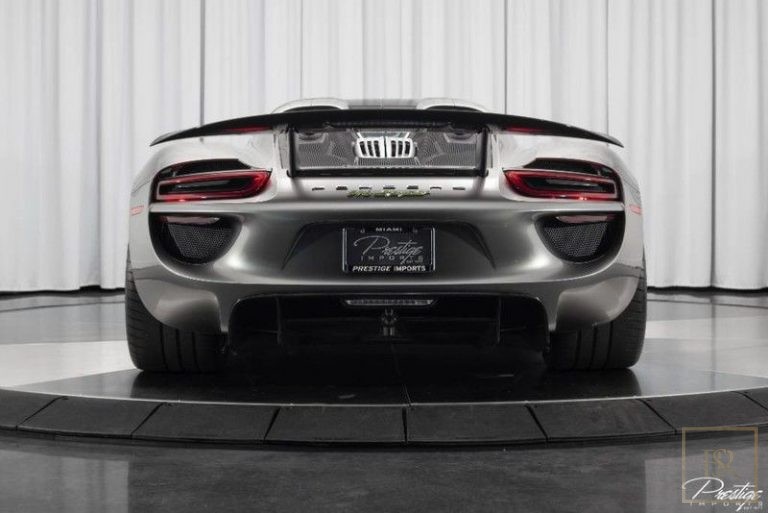 2015 Porsche 918 SPYDER 4.6 Litre V8 for sale For Super Rich