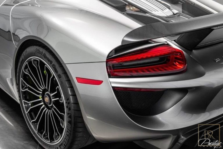 2015 Porsche 918 SPYDER Automatic for sale For Super Rich