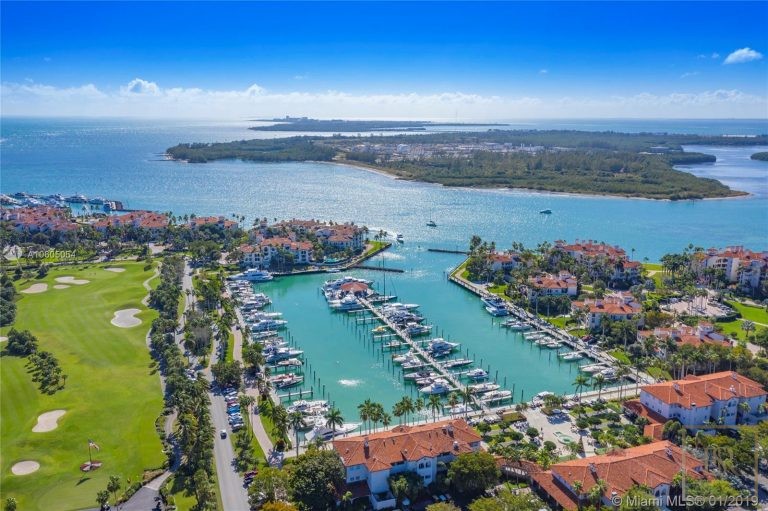 Apartment FISHER ISLAND 5203 Fisher Island Drive - Miami, USA price for sale For Super Rich