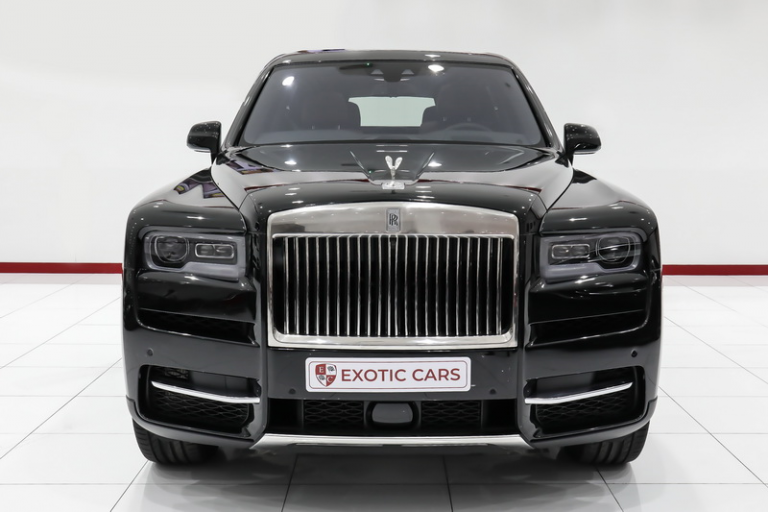 2019 Rolls-Royce CULLINAN Black for sale For Super Rich