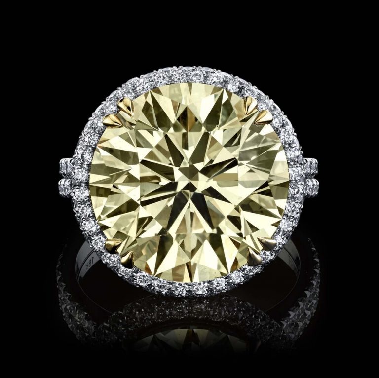 Ring 10.17CT Natural Fancy Brownish Yellow Diamond set in Platinum  595000 for sale For Super Rich